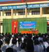 SINH HOẠT DƯỚI CỜ TUẦN 7: TRƯỜNG TRUNG HỌC PHỔ THÔNG ĐẠ HUOAI PHÁT ĐỘNG CHƯƠNG TRÌNH THÁNG NHÂN ÁI VÀ AN TOÀN.
